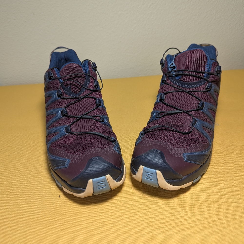 Salomon Trail Running Shoes in Burgundy and Navy - Picture 4 of 4
